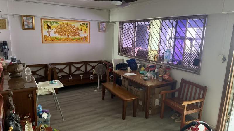 217 Petir Road, 217 Petir Road, Dairy Farm / Bukit Panjang / Choa Chu Kang, 3 Bedrooms, 904 sqft, HDB Flat For Sale, by Patrick Ong, 500272993 - Living Room - PropertyGuru.com.sg