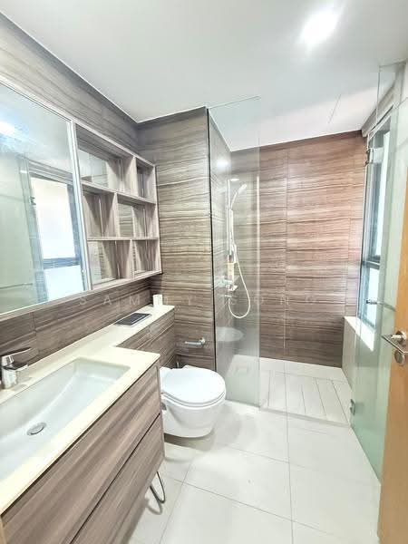 Coco Palms, 21 Pasir Ris Grove, Pasir Ris / Tampines, 1 Bedroom, 463 sqft, Condominium For Rent, by Sammy Song, 500273007 - Bathroom - PropertyGuru.com.sg