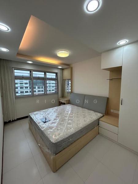 455 Yishun Street 41, 455 Yishun Street 41, Sembawang / Yishun, Room Rental, 156 sqft, HDB Flat For Rent, by Rion Ong, 500273010 - Master Bedroom - PropertyGuru.com.sg