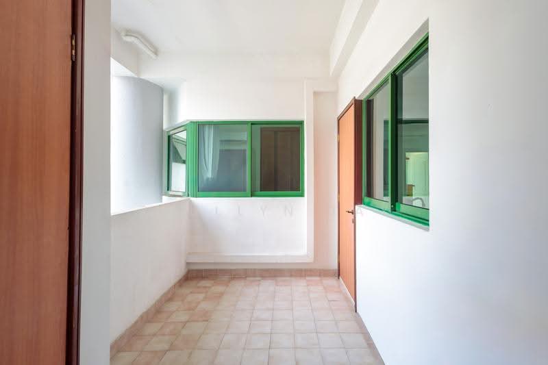 The Aberdeen, 2 Jalan Taman, Balestier / Toa Payoh, 4 Bedrooms, 1,495 sqft, Condominium For Sale, by Paullyn Tay, 500273016 - Balcony - PropertyGuru.com.sg