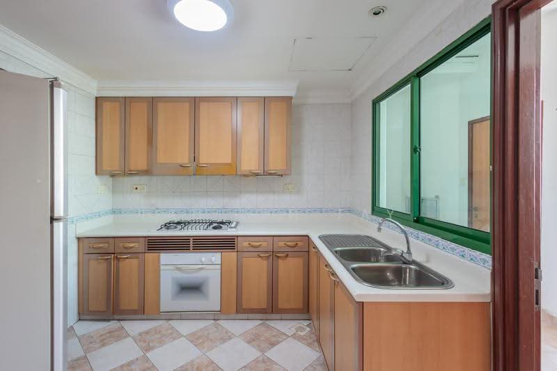 The Aberdeen, 2 Jalan Taman, Balestier / Toa Payoh, 4 Bedrooms, 1,495 sqft, Condominium For Sale, by Paullyn Tay, 500273016 - Kitchen - PropertyGuru.com.sg