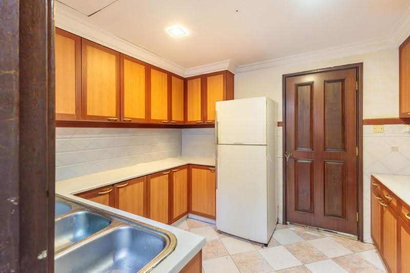 St Michael's Place, 1 Jalan Taman, Balestier / Toa Payoh, 3 Bedrooms, 1,259 sqft, Condominium For Sale, by Paullyn Tay, 500273027 - Kitchen - PropertyGuru.com.sg