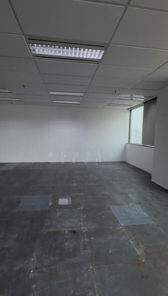Bare Unit Prime CBD Office Manulife Tower, Cross Street, Telok Ayer Street, Boat Quay / Raffles Place / Marina, 1,410 sqft, Office For Rent, by Andrea Seoh, 500273049 - Interior - CommercialGuru.com.sg