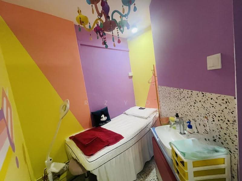 Blk 114 Ang Mo Kio ave 4 HDB Shophouse, Ang Mo Kio / Bishan / Thomson, 330 sqft, Shop / Shophouse For Rent, by R Z Yeo, 500273053 - Interior - CommercialGuru.com.sg