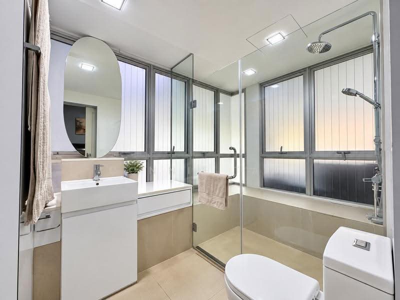 The Parc Condominium, 3 West Coast Walk, Buona Vista / West Coast / Clementi New Town, 3 Bedrooms, 1,927 sqft, Condominium For Rent, by Connie Tan, 500273054 - Bathroom - PropertyGuru.com.sg