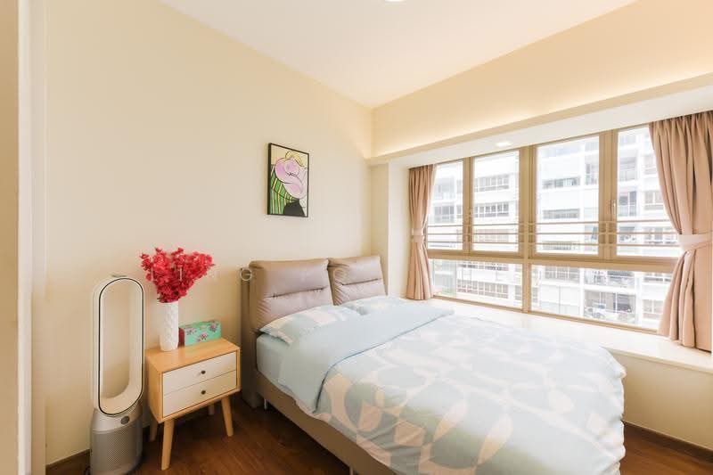 Waterfront Gold, 756 Bedok Reservoir Road, Bedok / Upper East Coast, 3 Bedrooms, 1,227 sqft, Condominium For Sale, by Ling Poh Shen, 500273064 - Bedroom - PropertyGuru.com.sg