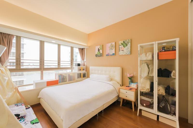 Waterfront Gold, 756 Bedok Reservoir Road, Bedok / Upper East Coast, 3 Bedrooms, 1,227 sqft, Condominium For Sale, by Ling Poh Shen, 500273064 - Bedroom - PropertyGuru.com.sg