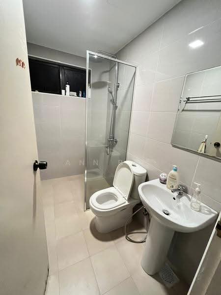 Bayshore Park, 60 Bayshore Road, Bedok / Upper East Coast, 2 Bedrooms, 936 sqft, Condominium For Rent, by Ann Bay, 500273070 - Bathroom - PropertyGuru.com.sg