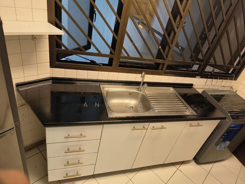 Bayshore Park, 60 Bayshore Road, Bedok / Upper East Coast, 2 Bedrooms, 936 sqft, Condominium For Rent, by Ann Bay, 500273070 - Kitchen - PropertyGuru.com.sg