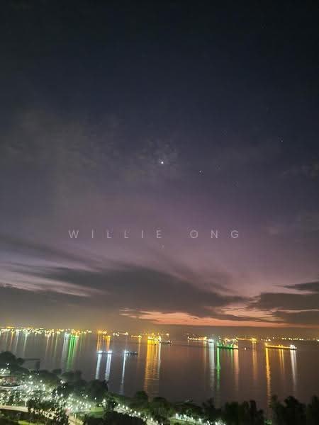 The Makena, 125 Meyer Road, East Coast / Marine Parade, 3 Bedrooms, 1,658 sqft, Condominium For Rent, by Willie Ong, 500273076 - Night view from balcony - PropertyGuru.com.sg