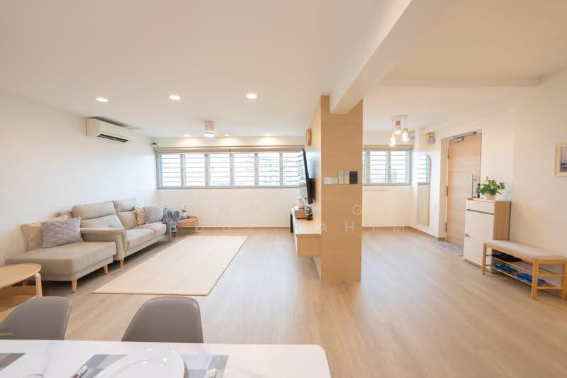 401 Tampines Street 41, 401 Tampines Street 41, Pasir Ris / Tampines, 3 Bedrooms, 1,324 sqft, HDB Flat For Sale, by Muhammad Gani Abdul Rahim, 500273078 - Living Room - PropertyGuru.com.sg