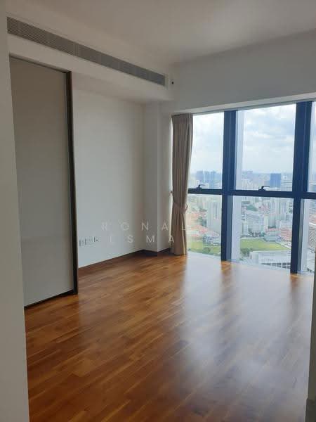 DUO Residences, 1 Fraser Street, Beach Road / Bugis / Rochor, 3 Bedrooms, 1,722 sqft, Apartment For Sale, by Ronald Lesmana, 500273081 - Bedroom - PropertyGuru.com.sg