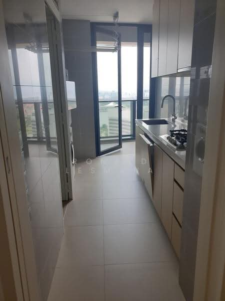 DUO Residences, 1 Fraser Street, Beach Road / Bugis / Rochor, 3 Bedrooms, 1,722 sqft, Apartment For Sale, by Ronald Lesmana, 500273081 - Wet Kitchen - PropertyGuru.com.sg