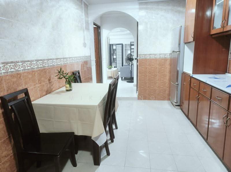 247 Tampines Street 21, 247 Tampines Street 21, Pasir Ris / Tampines, 3 Bedrooms, 1,050 sqft, HDB Flat For Rent, by Mike Heng, 500273087 - Kitchen - PropertyGuru.com.sg