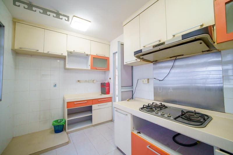 3A Upper Boon Keng Road, 3A Upper Boon Keng Road, Eunos / Geylang / Paya Lebar, 3 Bedrooms, 968 sqft, HDB Flat For Sale, by Kenneth Chua, 500273116 - Kitchen - PropertyGuru.com.sg