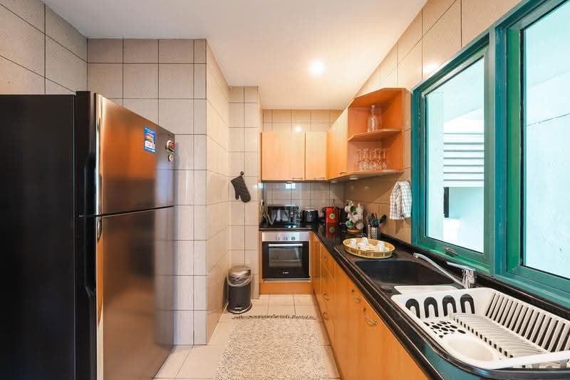 Oleanas Residences, 42 Kim Yam Road, Orchard / River Valley, Room Rental, 105 sqft, Condominium For Rent, by Cove, 500273131 - Kitchen - PropertyGuru.com.sg