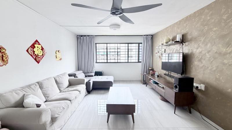 219A Jurong East Street 21, 219A Jurong East Street 21, Boon Lay / Jurong / Tuas, 3 Bedrooms, 1,270 sqft, HDB Flat For Sale, by Don Chua, 500273133 - Living Room - PropertyGuru.com.sg