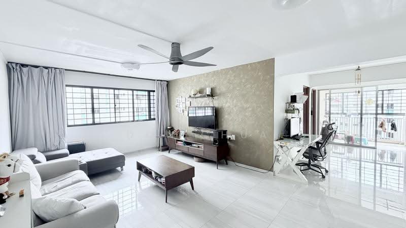 219A Jurong East Street 21, 219A Jurong East Street 21, Boon Lay / Jurong / Tuas, 3 Bedrooms, 1,270 sqft, HDB Flat For Sale, by Don Chua, 500273133 - Living Room - PropertyGuru.com.sg