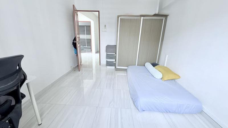 219A Jurong East Street 21, 219A Jurong East Street 21, Boon Lay / Jurong / Tuas, 3 Bedrooms, 1,270 sqft, HDB Flat For Sale, by Don Chua, 500273133 - Bedroom - PropertyGuru.com.sg
