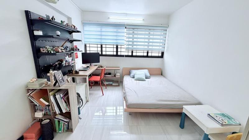 219A Jurong East Street 21, 219A Jurong East Street 21, Boon Lay / Jurong / Tuas, 3 Bedrooms, 1,270 sqft, HDB Flat For Sale, by Don Chua, 500273133 - Bedroom - PropertyGuru.com.sg
