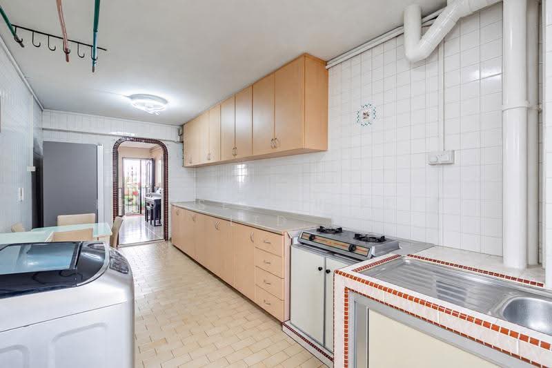 321 Bukit Batok Street 33, 321 Bukit Batok Street 33, Dairy Farm / Bukit Panjang / Choa Chu Kang, 3 Bedrooms, 1,001 sqft, HDB Flat For Sale, by KOH YONG JIAN, 500273134 - Kitchen - PropertyGuru.com.sg