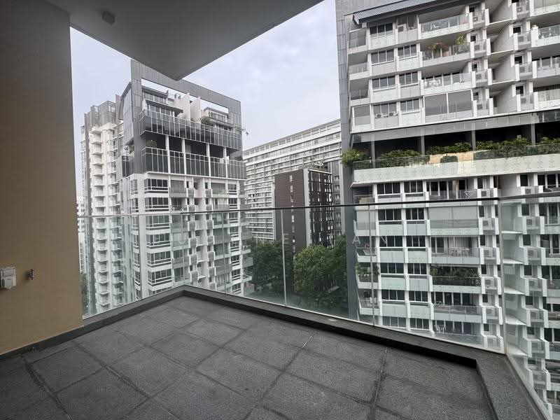 Cairnhill 16, 16 Cairnhill Rise, Orchard / River Valley, 2 Bedrooms, 775 sqft, Condominium For Sale, by Eugene Tan, 500273143 - Balcony - PropertyGuru.com.sg