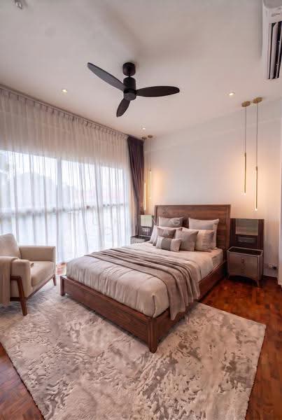 Everitt Road Inter-Terrace Move-In Ready For Sale, East Coast / Marine Parade, 5 Bedrooms, 1,764 sqft, Terraced House For Sale, by Ching Chia, 500273145 - Bedroom - PropertyGuru.com.sg