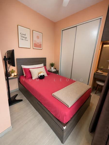 Pasir Ris Duplex Penthouse with Room Terrace/Maisonette, Pasir Ris / Tampines, 3 Bedrooms, 1,755 sqft, Executive Condominium For Sale, by Yumi Leong, 500273146 - Bedroom - PropertyGuru.com.sg