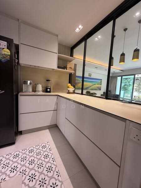 The Beverly, 45 Toh Tuck Road, Clementi Park / Upper Bukit Timah, 3 Bedrooms, 2,712 sqft, Condominium For Rent, by Tan Beng Hoon, 500273152 - Kitchen - PropertyGuru.com.sg