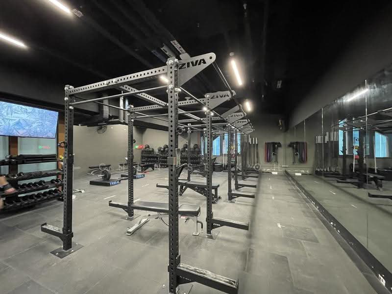 CBD Gym Space with Prominent Branding, Raffles Place / CBD / Robinson Rd / Tanjong Pagar / Shenton Way, Boat Quay / Raffles Place / Marina, 3,014 sqft, Other Retail For Rent, by Chenise Koh, 500273157 - Gym - CommercialGuru.com.sg