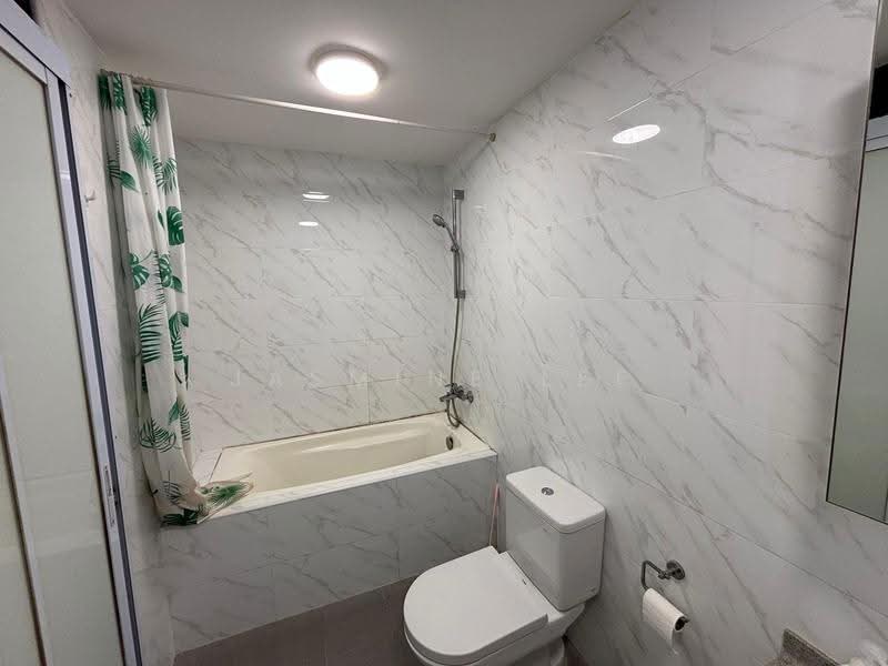 Sommerville Park, 75 Farrer Drive, Tanglin / Holland / Bukit Timah, 1 Bedroom, 624 sqft, Condominium For Rent, by Jasmine Lee, 500273160 - Bathroom - PropertyGuru.com.sg