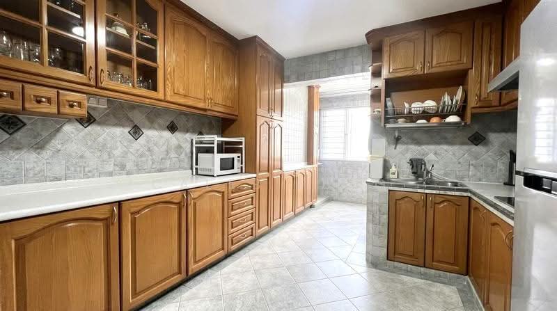409 Serangoon Central, 409 Serangoon Central, Hougang / Punggol / Sengkang, 4 Bedrooms, 1,216 sqft, HDB Flat For Sale, by Caleb Fung, 500273165 - Kitchen - PropertyGuru.com.sg