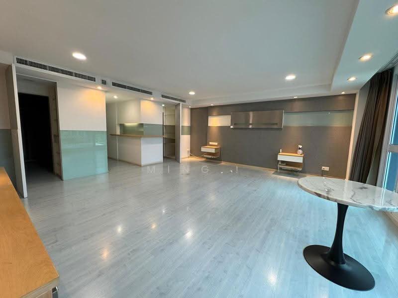 Lengkong Satu! 4,500sqft! 3 Stry Semi-D! Unblocked!, Kembangan / Lengkong Satu, Eunos / Geylang / Paya Lebar, 6 Bedrooms, 5,000 sqft, Semi-Detached House For Sale, by Ming !, 500273169 - Living Room - PropertyGuru.com.sg