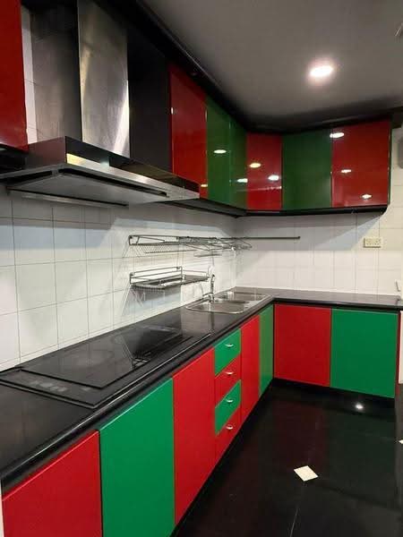 Lengkong Satu! 4,500sqft! 3 Stry Semi-D! Unblocked!, Kembangan / Lengkong Satu, Eunos / Geylang / Paya Lebar, 6 Bedrooms, 5,000 sqft, Semi-Detached House For Sale, by Ming !, 500273169 - PropertyGuru.com.sg