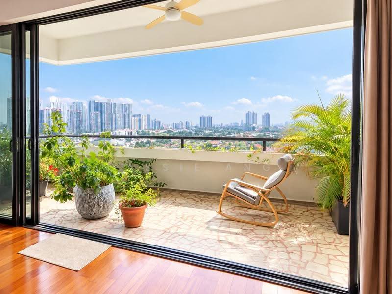 Regency Park, 3 Nathan Road, Tanglin / Holland / Bukit Timah, 4 Bedrooms, 3,650 sqft, Condominium For Rent, by Cassie Ang, 500273170 - Master Bedroom Balcony - PropertyGuru.com.sg