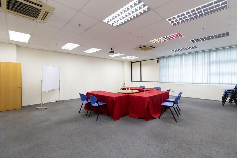 E-Centre @ Redhill, 3791 Jalan Bukit Merah, Alexandra / Commonwealth, 2,896 sqft, Light Industrial (B1) For Sale, by Gates Lee, 500273174 - Interior - CommercialGuru.com.sg