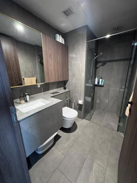 Midtown Modern, 18 Tan Quee Lan Street, Beach Road / Bugis / Rochor, 1 Bedroom, 409 sqft, Condominium For Sale, by Terence Tan, 500273175 - Bathroom - PropertyGuru.com.sg