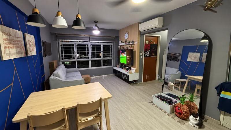 492G Tampines Street 45, 492G Tampines Street 45, Pasir Ris / Tampines, 2 Bedrooms, 721 sqft, HDB Flat For Sale, by Raziah Wahab, 500273178 - Living Room - PropertyGuru.com.sg
