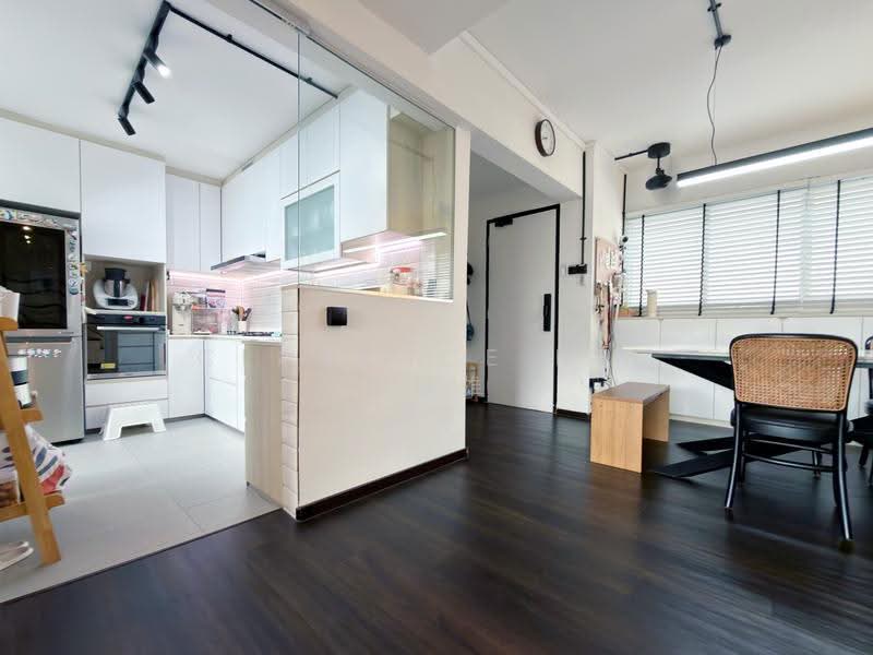 318 Serangoon Avenue 2, 318 Serangoon Avenue 2, Hougang / Punggol / Sengkang, 4 Bedrooms, 1,625 sqft, HDB Flat For Sale, by Clarence Hee 许振雄, 500273194 - Kitchen - PropertyGuru.com.sg