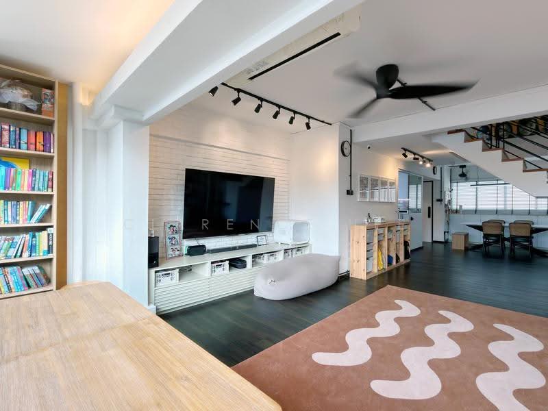 318 Serangoon Avenue 2, 318 Serangoon Avenue 2, Hougang / Punggol / Sengkang, 4 Bedrooms, 1,625 sqft, HDB Flat For Sale, by Clarence Hee 许振雄, 500273194 - Living Room - PropertyGuru.com.sg