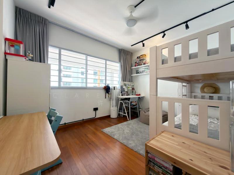 318 Serangoon Avenue 2, 318 Serangoon Avenue 2, Hougang / Punggol / Sengkang, 4 Bedrooms, 1,625 sqft, HDB Flat For Sale, by Clarence Hee 许振雄, 500273194 - Bedroom - PropertyGuru.com.sg
