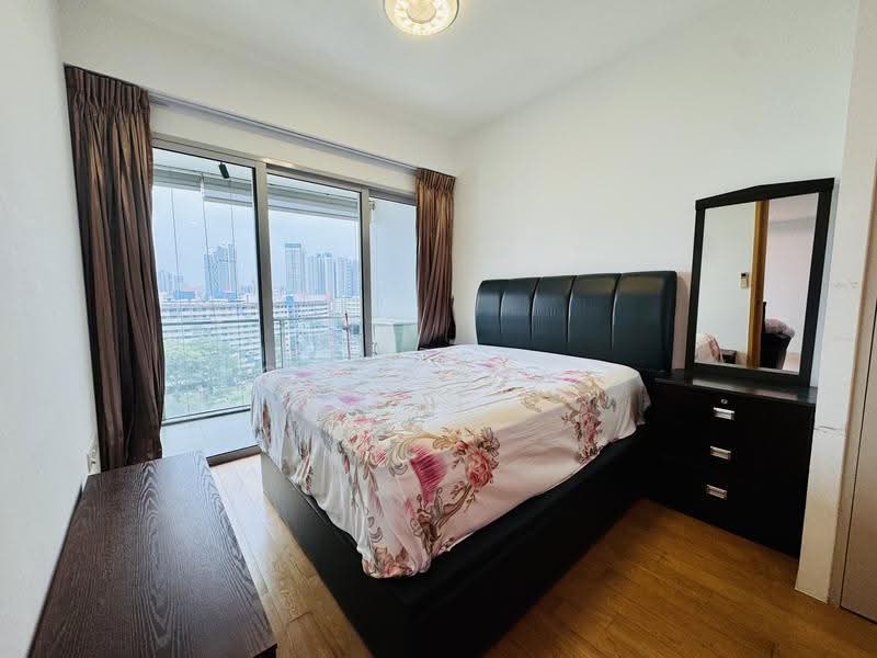 Eight Riversuites, 2 Whampoa East, Balestier / Toa Payoh, 2 Bedrooms, 700 sqft, Condominium For Sale, by Gina Chye, 500273232 - Bedroom - PropertyGuru.com.sg