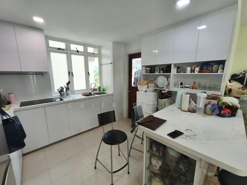 Estella Gardens, 21 - 27 Flora Road, Changi Airport / Changi Village, 3 Bedrooms, 1,259 sqft, Condominium For Rent, by Caleb Seah, 500273238 - Kitchen - PropertyGuru.com.sg