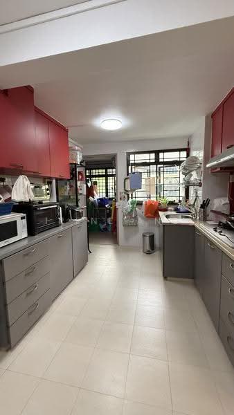 85C Lorong 4 Toa Payoh, 85C Lorong 4 Toa Payoh, Balestier / Toa Payoh, 5 Bedrooms, 1,625 sqft, HDB Flat For Sale, by Irene Ang, 500273245 - Kitchen - PropertyGuru.com.sg