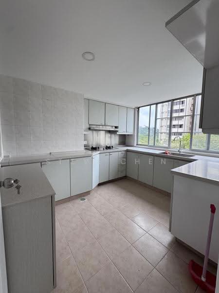 Pandan Valley, 4 Pandan Valley, Clementi Park / Upper Bukit Timah, 4 Bedrooms, 2,186 sqft, Condominium For Sale, by Steve Chen, 500273260 - Kitchen - PropertyGuru.com.sg