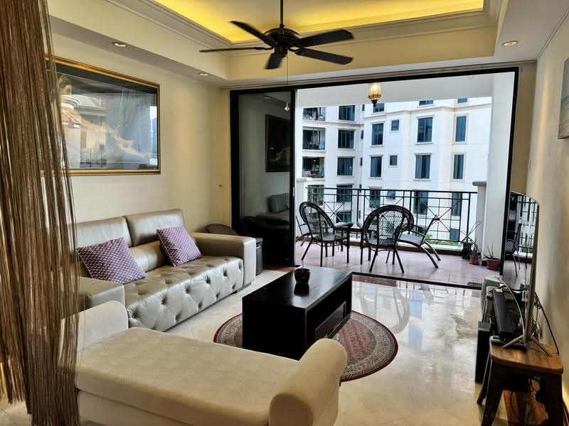 Pebble Bay, 130 Tanjong Rhu Road, East Coast / Marine Parade, 2 Bedrooms, 1,281 sqft, Condominium For Sale, by Esther Low, 500273270 - Living Room - PropertyGuru.com.sg