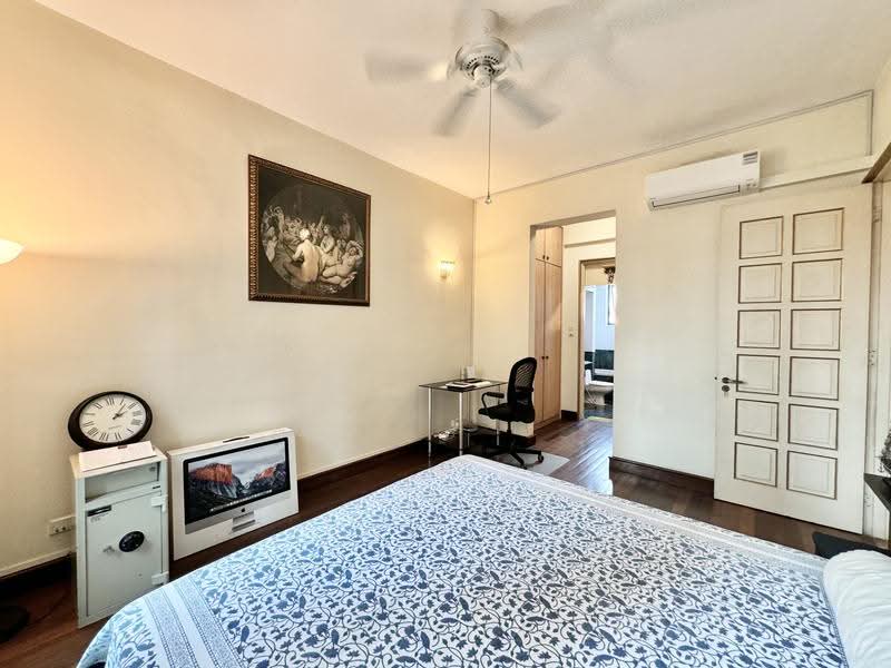 Pebble Bay, 130 Tanjong Rhu Road, East Coast / Marine Parade, 2 Bedrooms, 1,281 sqft, Condominium For Sale, by Esther Low, 500273270 - Bedroom - PropertyGuru.com.sg
