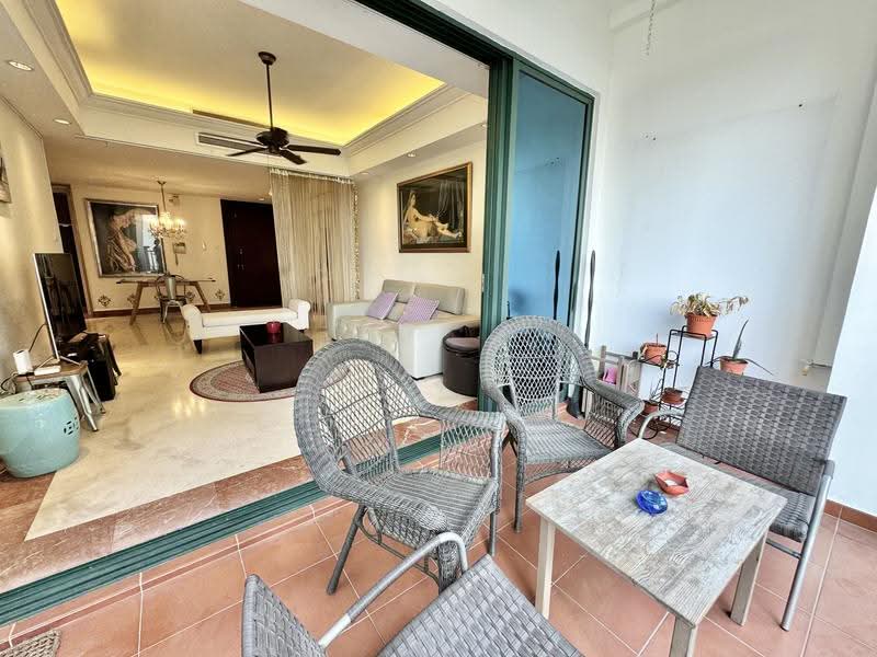 Pebble Bay, 130 Tanjong Rhu Road, East Coast / Marine Parade, 2 Bedrooms, 1,281 sqft, Condominium For Sale, by Esther Low, 500273270 - Living Room - PropertyGuru.com.sg