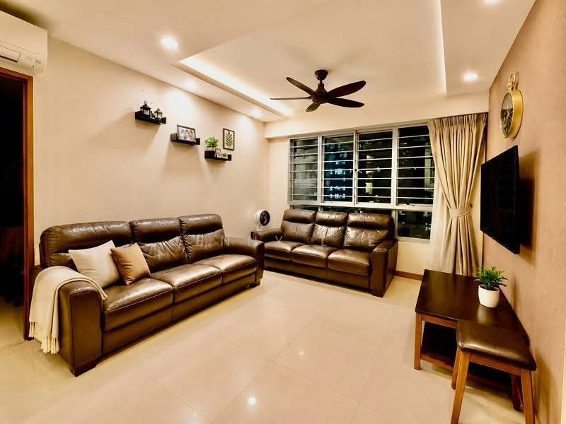 377B Hougang Street 32, 377B 377B, Hougang / Punggol / Sengkang, 4 Bedrooms, 1,302 sqft, HDB Flat For Sale, by Jenny Lee, 500273274 - PropertyGuru.com.sg