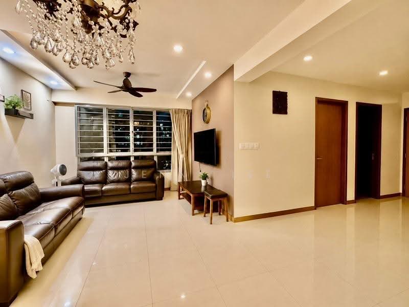 377B Hougang Street 32, 377B 377B, Hougang / Punggol / Sengkang, 4 Bedrooms, 1,302 sqft, HDB Flat For Sale, by Jenny Lee, 500273274 - PropertyGuru.com.sg